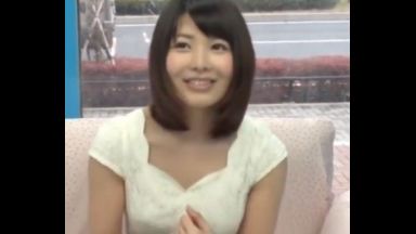 ！！26歳人妻に懇願「奥さん、チンポ挿入してくれませんか？！！」愛液まみれのトロトロおマンコで搾り取らちゃうのthumbnail