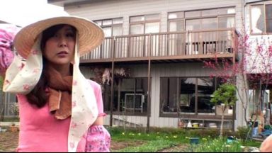 【素人】地方農家の美人お嫁さんをナンパ！旦那以外に触れられた事が無いたわわに実ったカラダを美味しくいただきま～す！のthumbnail
