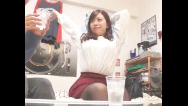 ♥38歳の人妻「こんなおばさんを抱いてくれの？...♥」久しぶりのチンポでイキ狂う女盛りの三十路おまんこのthumbnail