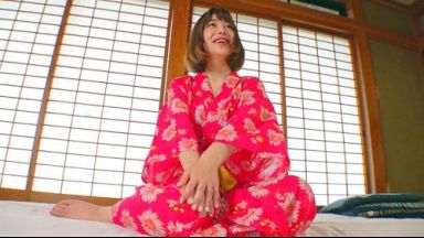 【有村のぞみ】勃起したデカ乳首がエロい巨乳人妻と温泉デート！のthumbnail