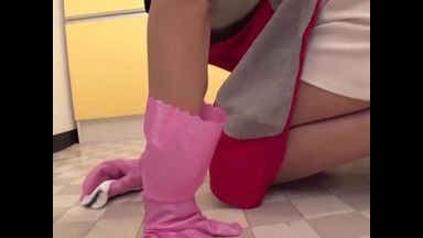 《素人×企画》超絶ボディ!!家事代行体験中のデカパイ女さんのパンチラに勃起不可避で中出しセックスｗｗｗのthumbnail