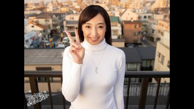 ＜５８歳・完全なる美魔女＞『私としてみませんか？』音羽文子がファンの自宅にゲリラ訪問！一瞬でフル勃起！夢の中出しＳＥＸ！のthumbnail