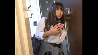 ！私を見て…中出し＋中だし！女子校生であなたも犯されたいの？※女子高生で激イキH動画「いい…んん…イクぅぅぅ！」☆尻舐め☆のthumbnail