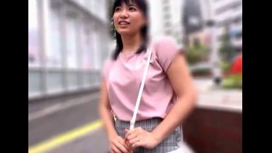 ♡芸能界に興味ある素人ナンパ「ちょっとだけなら…♡」中出しで精子を搾り取っちゃう清楚清純な濃厚SEXのthumbnail