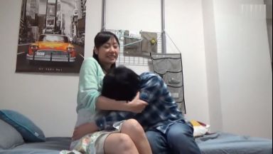 〚熟女家政婦〛　「ちょっと、違うでしょ」熟れたマンコに生中出し　優しい熟女家政婦は草食系男子を拒めない　のthumbnail