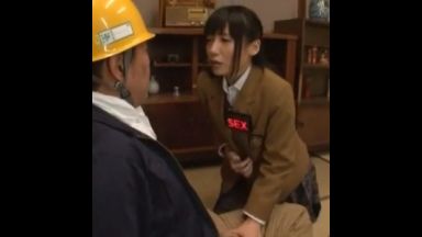 発情したら赤く光る「SEX」バッジ！わかりやすいから娘JKとパパの間でも簡単にセックス始められちゃう！のthumbnail