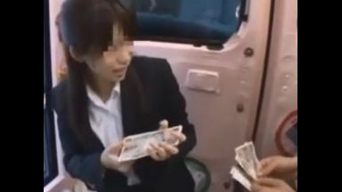 ♥「えっ…♥」就活中の女子大生はストレスでお金見せたらチンポ咥えちゃった…H大好きだからのthumbnail