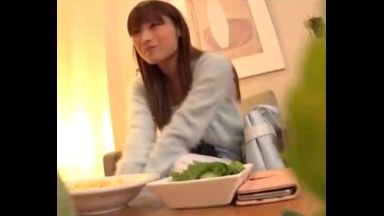 ！私を見て…人妻＋不倫！おっぱいでザーメンがドロッ…大噴火※お姉さんで勃起しようよHだよね「あん…イクっぅっぅ！」☆寝取られ☆のthumbnail