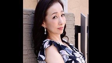 ♥47歳人妻の夫の知らない淫らな昼の顔「おマンコ濡らして待ってます…♥」色情狂いのむつりスケベ奥様のthumbnail