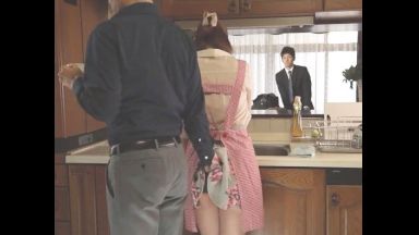 ♥父嫁相姦「ここではダメ…旦那がいるから…♥」1日中欲情する嫁まんこ…お義父さん今日も欲しいののthumbnail