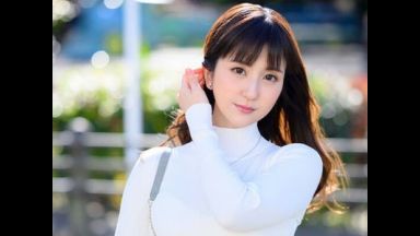 『自分を…解放したい…』現役介護士な美女人妻のAVデビュー作品‼マイクロビキニでオイルローションまみれのエロセックス撮影‼のthumbnail