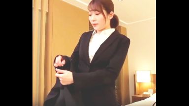 ♡就活中の陸上一筋の女子大生「1回だけの思い出にAV出演♡」締まるおマンコで熱い精子を全部搾りだしちゃうのthumbnail