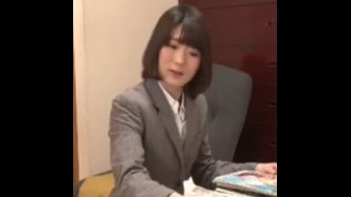 ！！「エッチな事したら契約してくれますか？…」枕営業で自分から脱いでチンポ欲しがる清純そうなお姉さん…いいよ！！のthumbnail