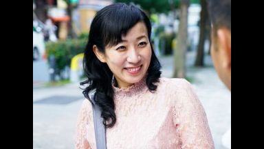 【熟女ナンパ】黒髪美人な40代美魔女美女人妻をGET！清楚に見えても夫を裏切りエロエロ不倫していしまう淫乱ビッチ浮気妻！のthumbnail