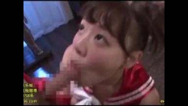 JKコスプレ姿がエロい巨乳痴女浜崎真緒の上目遣いバキュームフェラ抜きガチエロ手コキフェラ抜きのthumbnail