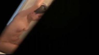 高校生の妹のお風呂場を覗いた兄がスマホ盗撮した本物ヌード動画のthumbnail