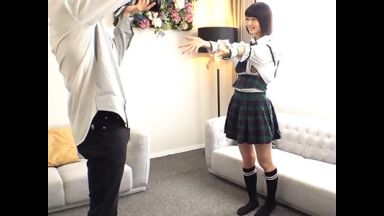 《地下アイドル×ヲタク》極細ボディ美少女さん太客相手に枕営業して生チンポぶち込み膣内射精がやべぇｗｗｗのthumbnail