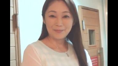 ！あっあぁぁぁ…熟女：人妻！辱めで精液をドピュピュっ搾りだし※ 淫乱で勃起しようよHだよね「もっと…もっと…！」☆淫乱☆のthumbnail