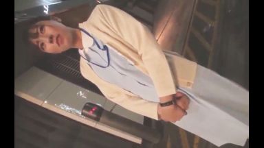 ♡夜勤休憩中の看護師がEDチンポを無理やり勃起させて中出しさせちゃう…精子まみれでお仕事復帰♡のthumbnail