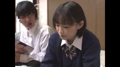 『ちょっと…挿入ってる…』美少女jkな憧れの先輩と自宅でHの練習と称し素股⁉勝手に挿入し無許可中出しする制服着衣セックス！のthumbnail
