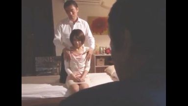 ☆辱め☆性奴隷☆NTR☆肉便器！エロいよね強姦※レイプ！人妻であなたのマン汁ぴちょっ…濡れちゃうよ※夏目優希でイクイクエロ動画※熟女のthumbnail