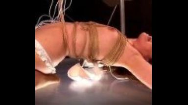 「んあ…だめ…それ以上はこわれちゃう…」ロープで縛られた巨乳美女がなすすべもなくパコられた一部始終がコチラ///のthumbnail