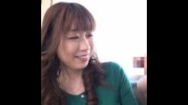 【巨根に堕ちた人妻】こんなに大きいのは初めて！男優の巨根に理性が壊れて・・本番撮影でゴム出し不倫！のthumbnail