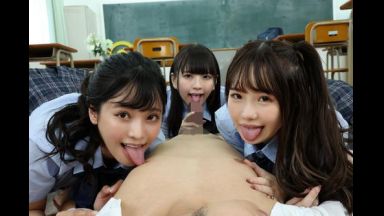 【松本いちか・久留木玲・桜井千春】スクールカースト最下層の陰キャ男子が制服美少女にオモチャにされてイキまくる！のthumbnail