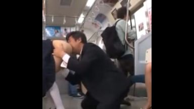 JKを痴漢したら感謝されちゃったのthumbnail
