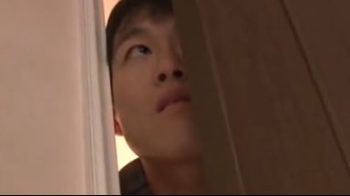 超エロいウェディングドレス姿のガーターベルト人妻と寝取られ不倫人妻ヤりまくりエッチのthumbnail