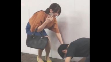 ♥お姉さんの優秀卵子が欲しいんです…道端で土下座で子作り懇願されて困惑女子大生はOKしちゃって中出しさせちゃった♥のthumbnail