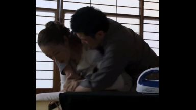 ♥私を見て…人妻※熟女♥母子相姦が観られるの…強姦で勃起しようよHだよね「あぁぁっぁぁぁ…♥」☆手マン☆のthumbnail