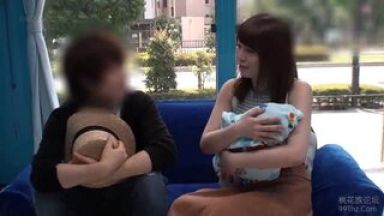 ☆寝取られ☆巨根☆素人♥好きスキNTRxお母さん♥デカチンが絶対エロい…人妻の超絶エロ動画x企画のthumbnail