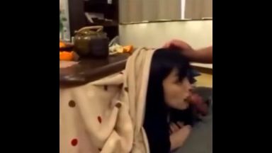 家族でAV鑑賞 発情した娘JKとパパが・・・のthumbnail