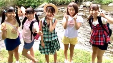 【ロリ】おじさんと一緒に勉強しようね♡毎年多くの子供たちが参加する自然教室で、管理人の理性が暴走し大自然に囲まれて性交のthumbnail