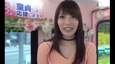 ♡桜井彩の童貞君限定逆ナンパ「10分射精我慢出来たら生中出しさせてあげるよ♡」初体験は絶倫の人気AV譲のthumbnail