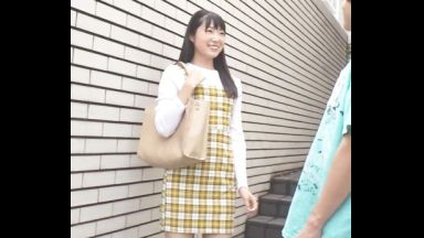 ♡清楚清純な少女の初体験…初めてのハメ撮りで恥ずかしがる初心なオマンコ…貧乳揺らして必死で精子を搾りだしちゃうのthumbnail