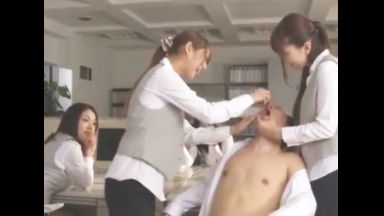 ♡僕は勃起薬飲まされて性奴隷チンポに…5つのまんこの性処理猿チンポ…欲求不満OL熟女たちに犯されちゃうのthumbnail