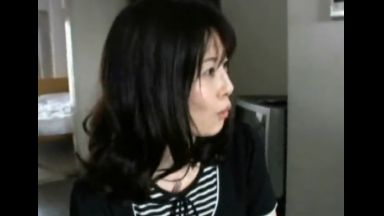 ♡「50歳のおばさん人妻ですよ…いいんですか？♡」団地妻をナンパしたら欲求不満で爆乳揺らして精子搾り取っちゃったのthumbnail