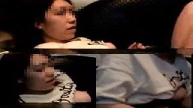 カラオケボックスで10代の巨乳な女の子とセックスしたエロ動画のthumbnail