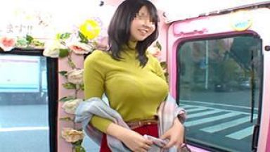 【マジックミラー号】たわわなHカップが最高だ。人妻がお金につられて少しだけ…のthumbnail