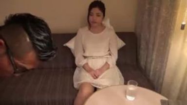 人妻ナンパで捕まえた奥さん寝取られ不倫でヤラれまくってひたすらパコられちゃうのエロすぎるのthumbnail