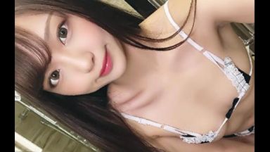 【素人｜個人撮影】「可愛く撮ってくださいね♡」激カワのドスケベギャル達のハメ撮りロング！！フェラ、手コキ女がエロすぎるのthumbnail
