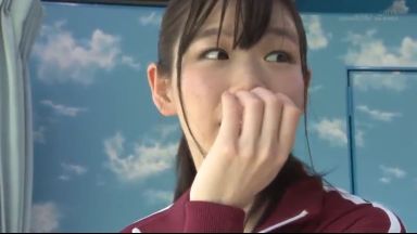 【マジックミラー号】「人がいると緊張で固まっちゃうんで…」まだ入社すらしてないインターン生の緊張を勃起チンポで解すのthumbnail