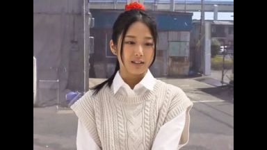 【マジックミラー】清楚で可愛い美少女JDが黒人男性とエロ野球拳対決⁉罰ゲームで外国人のビッグマラ挿入されエビ反り中出し‼のthumbnail