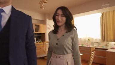 【JULIA】＜巨乳妻×中出し＞「夫は無精子なのっ…」僕は上司の嫁にお願いされ子種を提供した実話のthumbnail