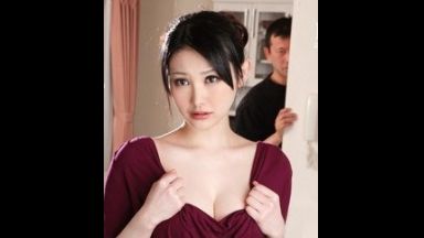 奥さん、旦那にバラされたくなかったらいう事聞け♥肉便器になる新妻は昔の凌辱されていた過去を思い出しながらハメ狂ってしまうのthumbnail