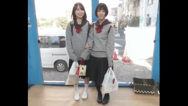 ♥田舎女子校生が卒業旅行の旅費を稼ぐために野球拳...勝ったら10万円♥全裸でチンポ挿入されるJKの思春期マンコ...思い出は生ハメチンポのthumbnail