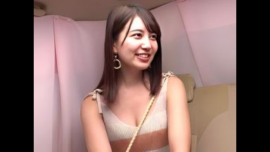 『恥ずかしい…』清楚美人なのにエロTバック美尻な美女奥さん‼バイブ＆電マ責めされ他人棒拒めず不倫する浮気妻【人妻ナンパ】のthumbnail