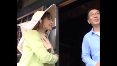 ！農家のMadamが自宅でSEX「どうぞお上がり下さい！」すぐにFuckingしましょうね。ド田舎のHousewifeはSexが唯一の楽しみのthumbnail